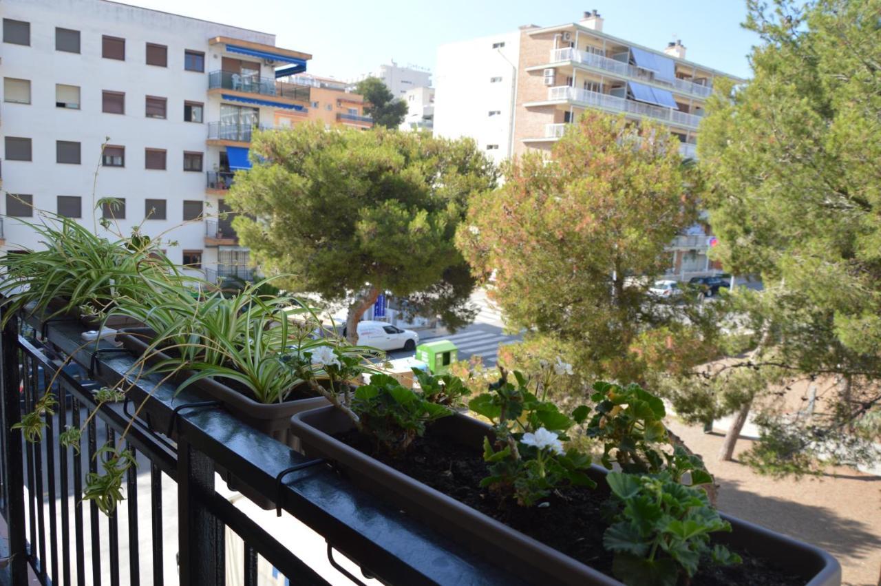 סאלו Habitaciones Compartidas En Un Apartamento מראה חיצוני תמונה