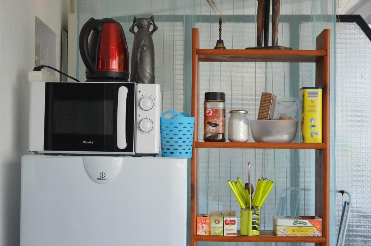 סאלו Habitaciones Compartidas En Un Apartamento מראה חיצוני תמונה