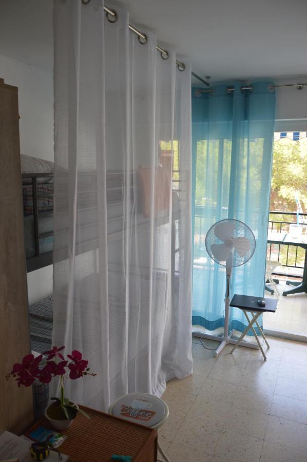 סאלו Habitaciones Compartidas En Un Apartamento מראה חיצוני תמונה