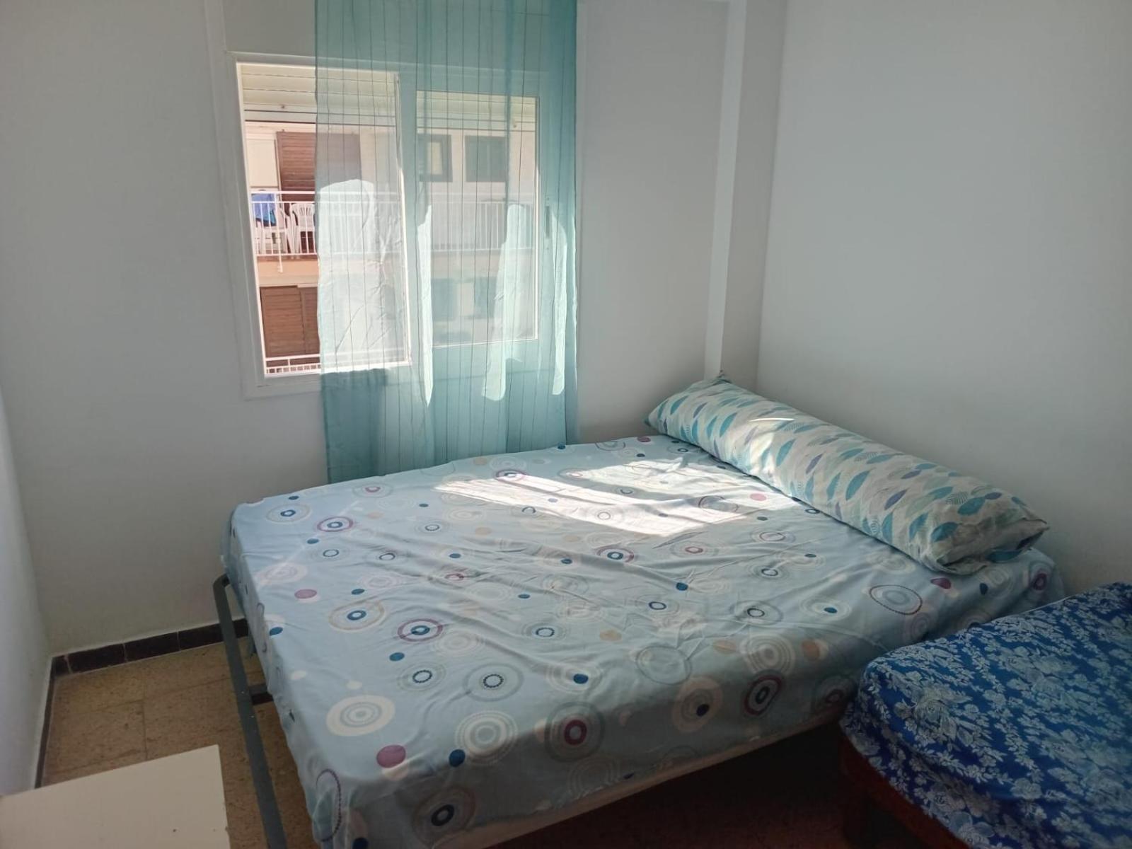 סאלו Habitaciones Compartidas En Un Apartamento מראה חיצוני תמונה