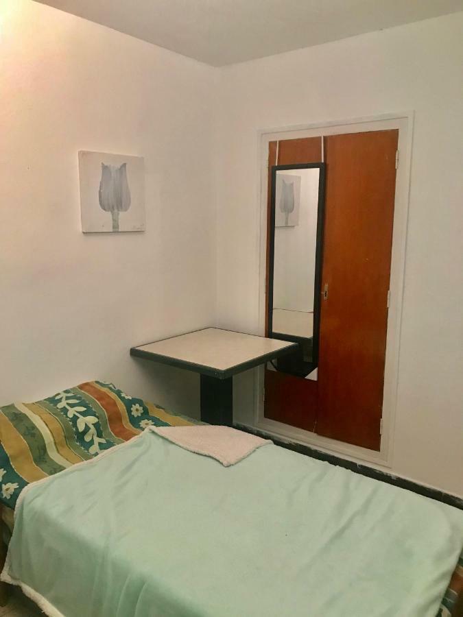 סאלו Habitaciones Compartidas En Un Apartamento מראה חיצוני תמונה