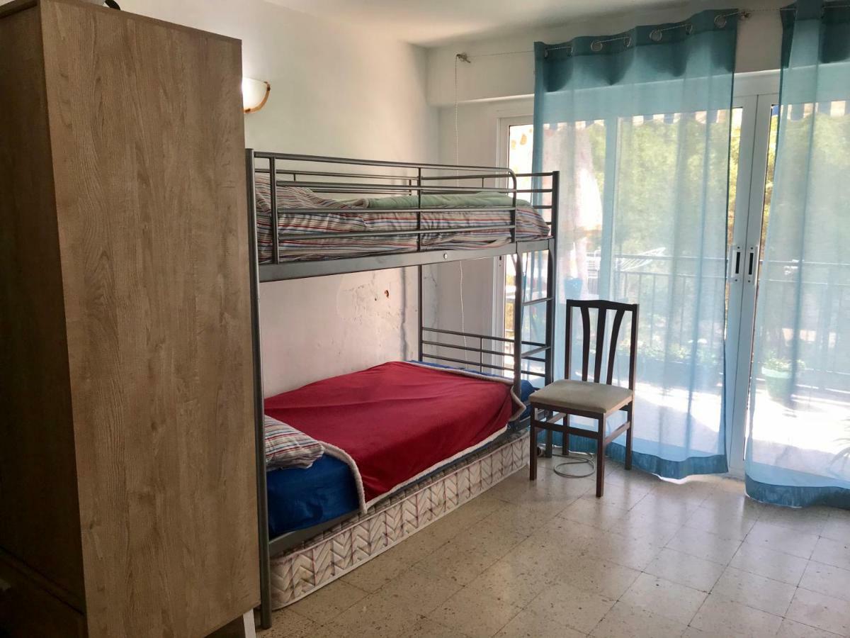 סאלו Habitaciones Compartidas En Un Apartamento מראה חיצוני תמונה